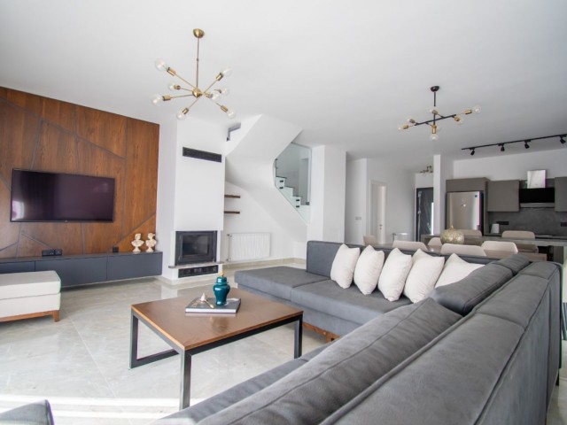 GONYELIDE SATILIK TURK KOCANLI VILLALAR