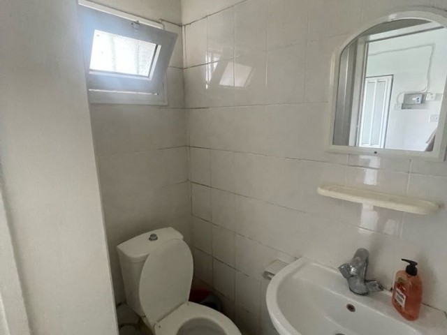 LEFKOŞA/GONYELİ OGRENCİYE AYLIK ÖDEME 1+1 KIRALIK DAİRE 
