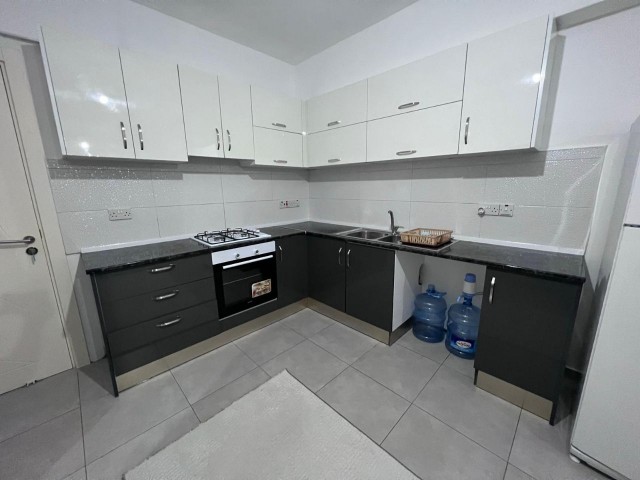 Küçük Kaymaklı’da Kiralık Lüks Full Eşyalı 2+1 Daire - Fotoğraf 2