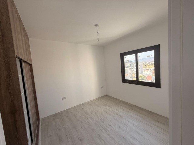 Küçük Kaymaklı’da Eşyasız Kiralık Penthouse Dairemiz