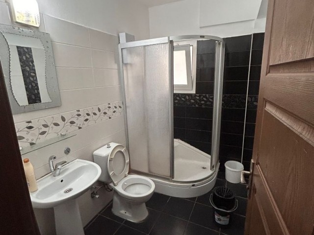 Gönyeli’de Kiralık 2+1 Daire - Fotoğraf 4