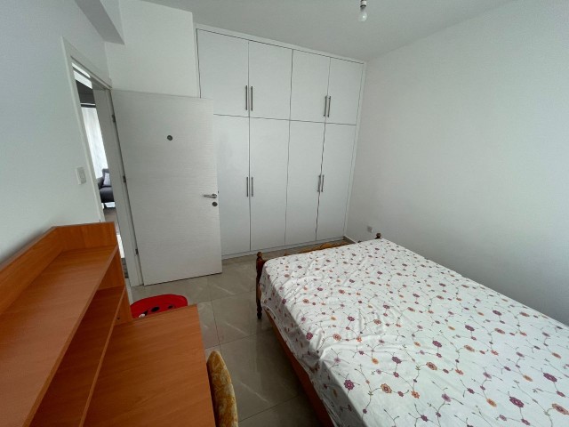Küçük Kaymaklı’da Bayan Öğrenci’ye Kiralık Fırsat 2+1 Daire - Fotoğraf 2