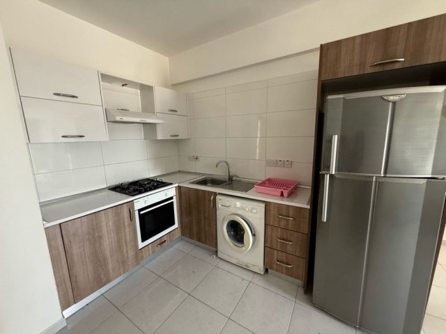 Küçük Kaymaklı’da 2+1 EŞYALI KİRALIK DAİRE