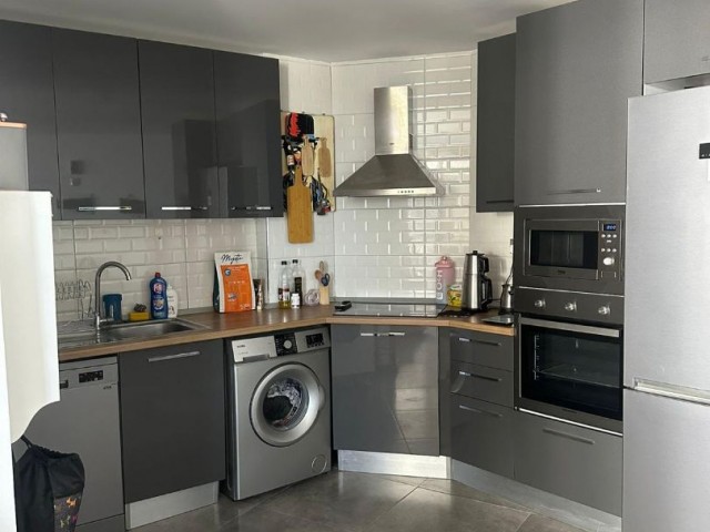 Girne merkezde satılık 1+1 lüks Daire