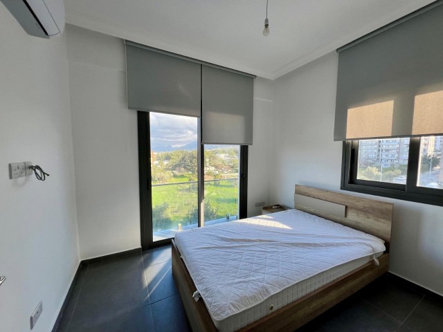 Girne merkezde kiralık deniz manzaralı yeni 2+1 daire 