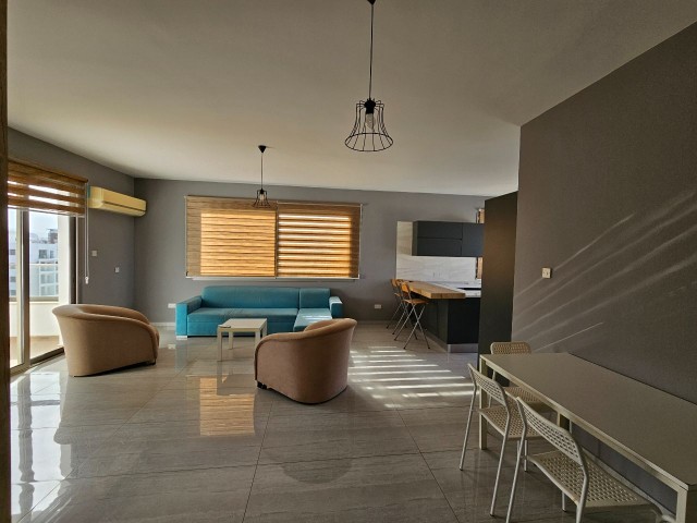 Girne Türk Mahallesinde Satılık 3+1 Penthouse ve 1+1 Daire Tek Tapu