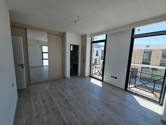 Girne Doğanköy'de Satılık 3+1 İkiz Villalar 