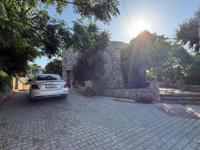 Çatalköy’de kiralık 5+1 villa - Fotoğraf 2