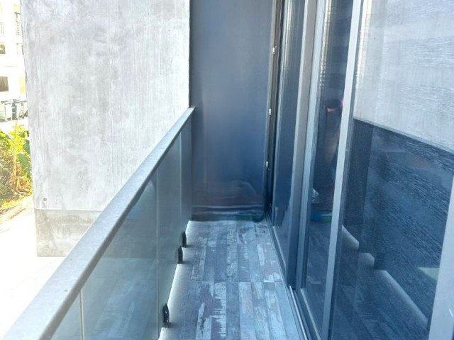 Girne merkezde satılık 1+1 lüks daire.Çarşıya 5 dk yürüme mesafesinde 