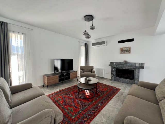 Girne Çatalköyde kiralık LUX 5+1 villa. 