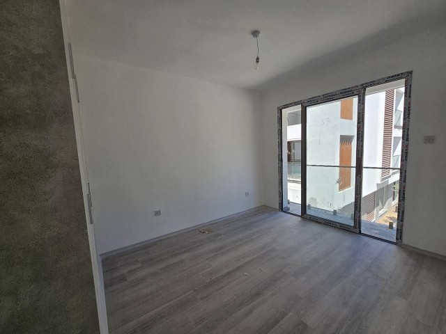 Girne Alsancak’ta kiralık 2 + 1 daire - Fotoğraf 2