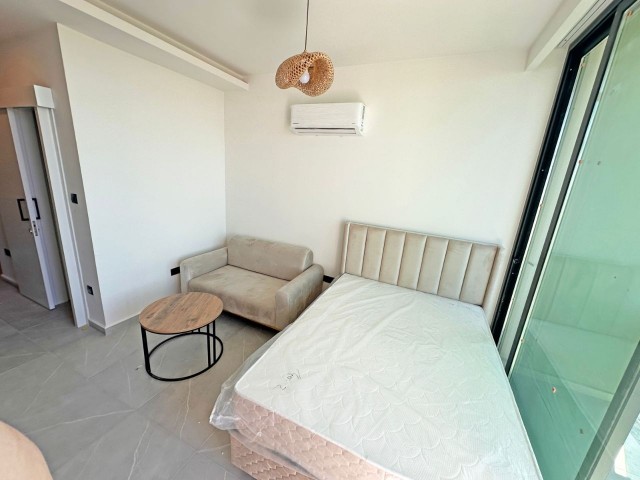 Girne Merkez Kiralık Yeni Binada Sıfır Eşyalı 1+0 Daireler - Fotoğraf 3
