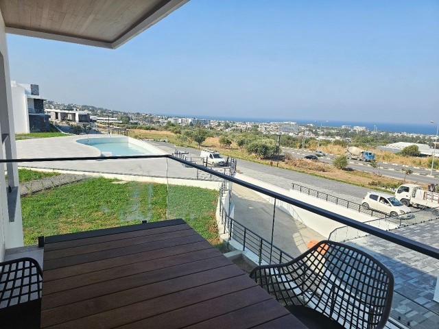 Girne Karaoğlanoğlu Havuzlu Sitede Kiralık Lüks 1+1 Sıfır Eşyalı Daireler 