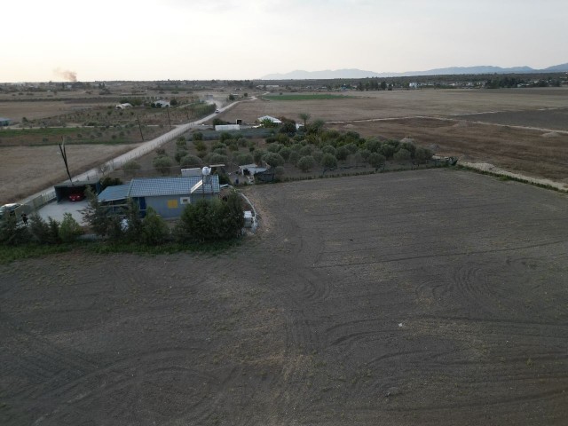 Not : Ötüken de Süper Locasicon de Sessiz Sakin ve Temiz Bir Koşizen Solumak İsteyenler İçin Süper Bir Fırsat 1317 M2 Arsası İle Birlikde 90 M2 Müstekil Dairesi ve Kış Bolkonu Aynı Zamanda Yaz Balkonu Bahcesi İle Birlikde Satışda Adem Akın 05338314949 - Fotoğraf 3