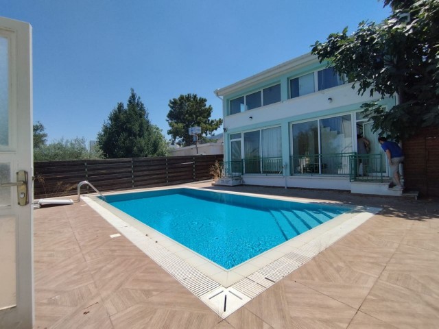Girne Laptada Süper Locacionda 2 Bloklu İki Daire Toplam 3 Oda ve 3 Salonlu Özel Havuzlu 4 Meterye 10 Metre Uzunluğunda Net Dağ ve Deniz Manzaralı Toplam Fiyatı GBP Adem Akın 05338314949( Volkan Çimen )05488911819 - Fotoğraf 2