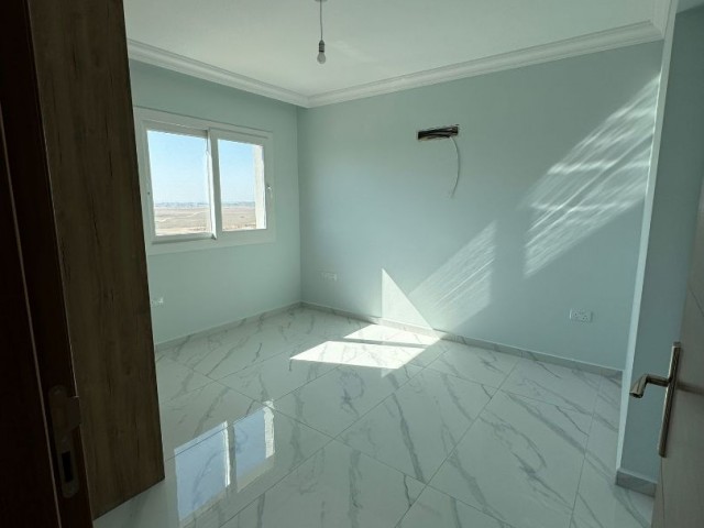 NOT : FİYATI 95,000 GBP İSKELE LONG BEAC DA ONRY 9, KAT GÜNEY CEPHESİN DE DENİZ VE HAVUZ MANZARALI SATILIK 2+1 DAİRE ADEM AKIN 05338314949