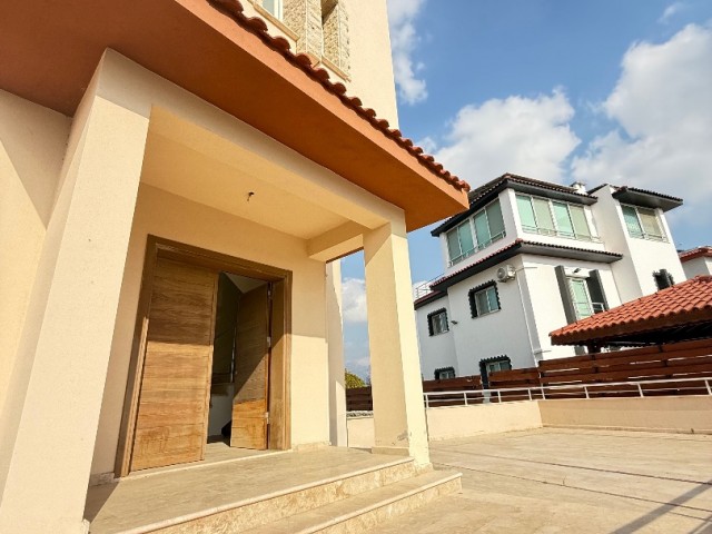 Faizsiz Taksit İmkanı ile 3+1 Triplex Villa Sahibi olun